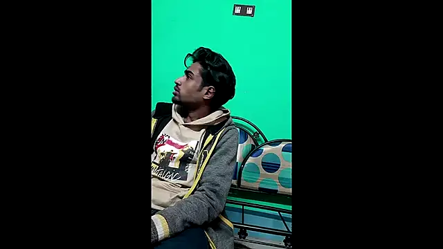 Snapshot of savage_lucifer8 chatting on December 17, 8:32 pm savage lucifer8 online show from December 17, 8:32 pm