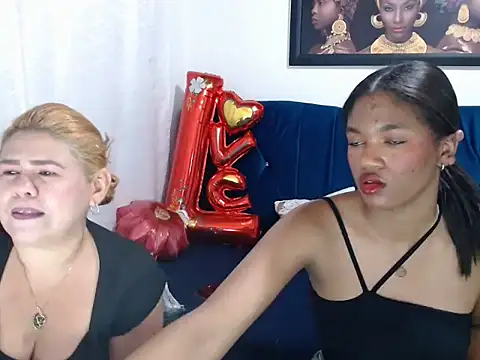 Snapshot of MISSANDRE4 chatting on February 27, 2:21 am MISSANDRE4 online show from February 27, 2:21 am