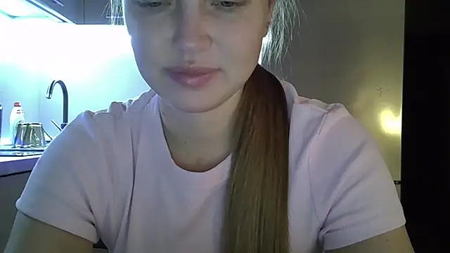 Snapshot of Lucky_Anna chatting on March 11, 8:15 pm Lucky Anna online show from March 11, 8:15 pm