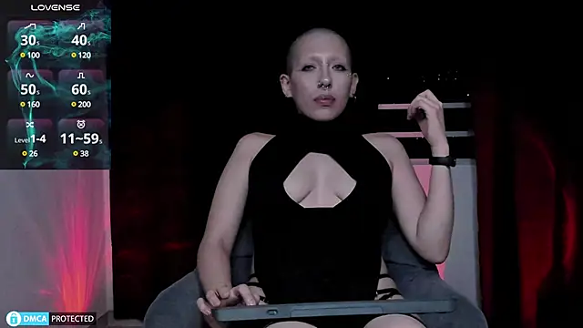 Snapshot of lnxmst chatting on December 16, 3:19 am lnxmst online show from December 16, 3:19 am