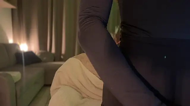 Julia RL online show from February 10, 9:52 pm