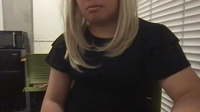 Jessica-Aine online show from December 8, 4:46 am