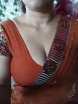 Snapshot of Sneha_gril chatting on July 2, 3:23 am Sneha gril online show from July 2, 3:23 am