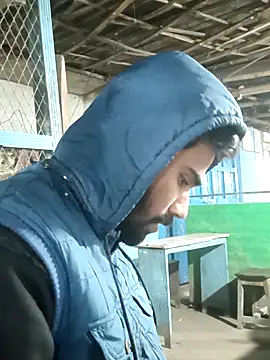 Snapshot of Skinny_Bigass_23 chatting on February 9, 1:03 pm Skinny Bigass 23 online show from February 9, 1:03 pm