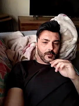 Snapshot of hot_man_eray chatting on April 24, 4:53 pm hot man eray online show from April 24, 4:53 pm