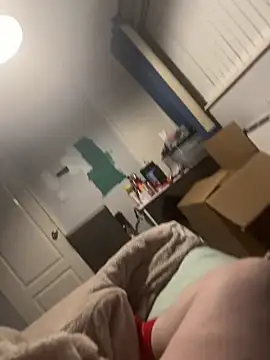 AmberTaylorXxx online show from December 17, 6:25 pm