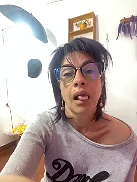 Goddess-Love- online show from November 3, 9:10 am