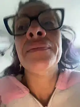 Snapshot of Goddess-Love- chatting on April 30, 10:54 am Goddess-Love- online show from April 30, 10:54 am