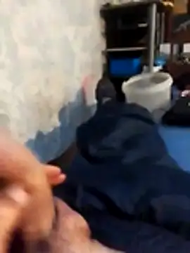 Snapshot of fuckbunny84b chatting on October 30, 10:49 am fuckbunny84b online show from October 30, 10:49 am