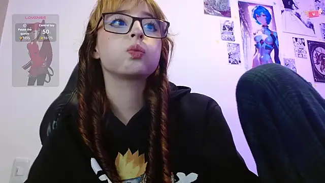 Snapshot of CelesteAyase chatting on February 21, 2:56 am CelesteAyase online show from February 21, 2:56 am