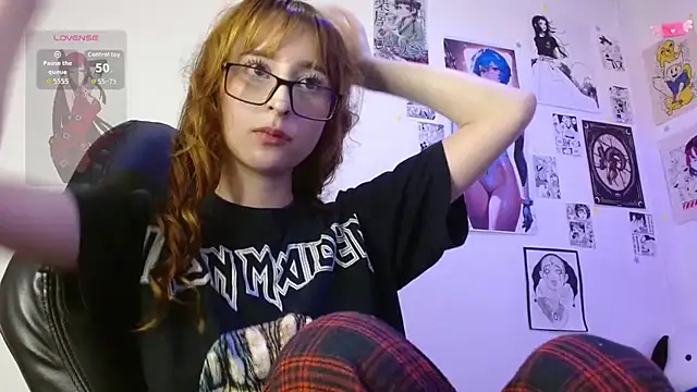 Snapshot of CelesteAyase chatting on February 25, 1:59 am CelesteAyase online show from February 25, 1:59 am