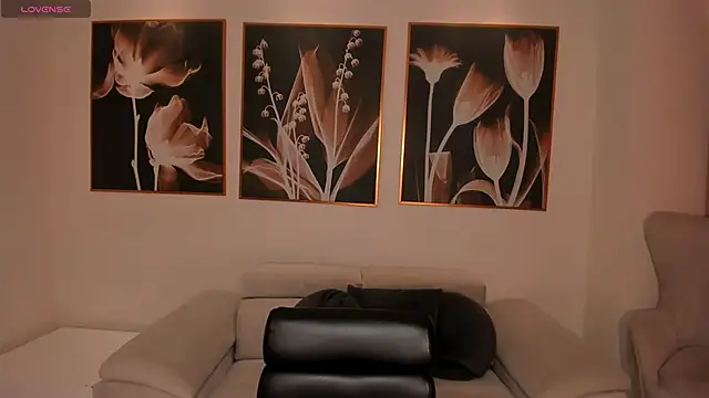 AlinaKravitz online show from February 6, 12:08 pm