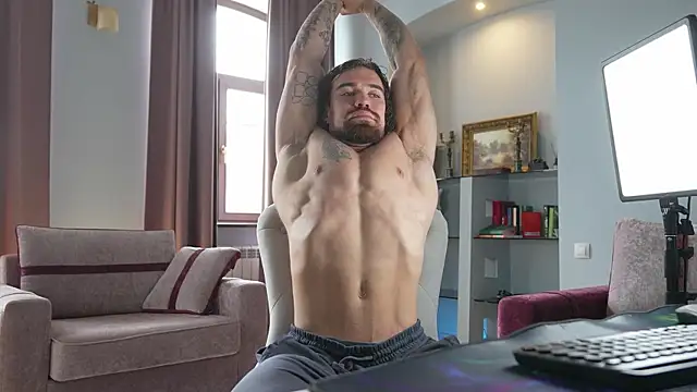 Snapshot of Karlos_Ripped_ chatting on May 16, 12:26 pm Karlos Ripped online show from May 16, 12:26 pm