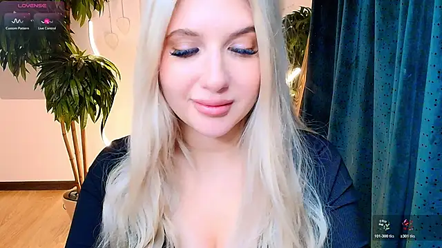 Evacadooo online show from March 21, 2:27 am