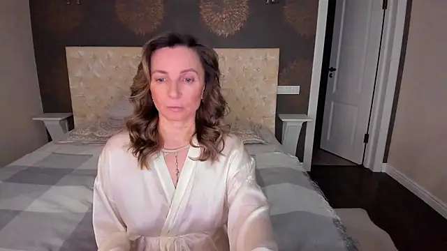 AllisonWilliams online show from December 19, 4:35 pm