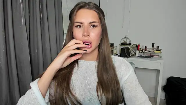 SuraMune online show from February 13, 3:35 pm