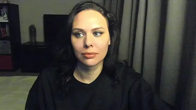 MollyCheiz online show from February 7, 8:31 pm