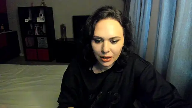 MollyCheiz online show from February 19, 2:34 pm