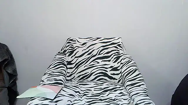 kisandgioni online show from March 7, 4:00 pm