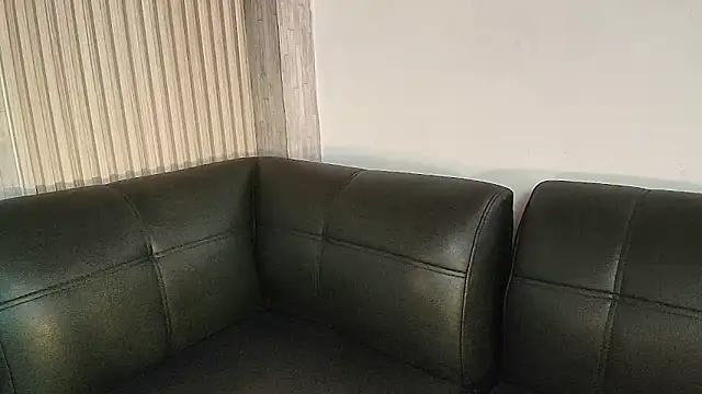 Snapshot of honney_dark chatting on May 13, 1:41 pm honney dark online show from May 13, 1:41 pm