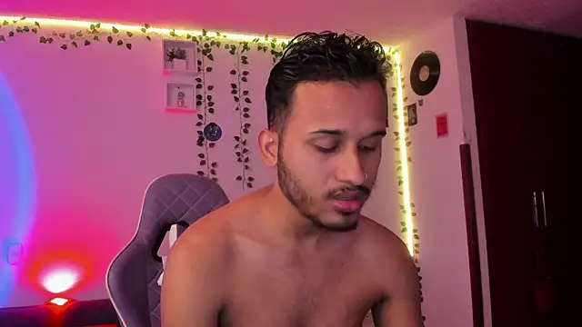 Raf brunette online show from January 7, 9:18 am