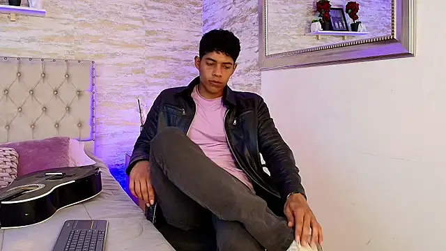 wagz online show from April 3, 8:18 pm