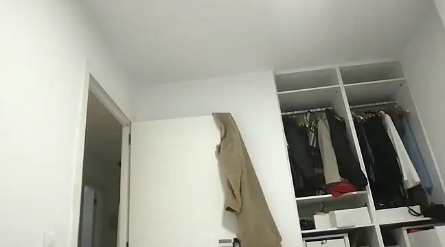 Snapshot of ScarlettMadii chatting on December 7, 7:16 am ScarlettMadii online show from December 7, 7:16 am