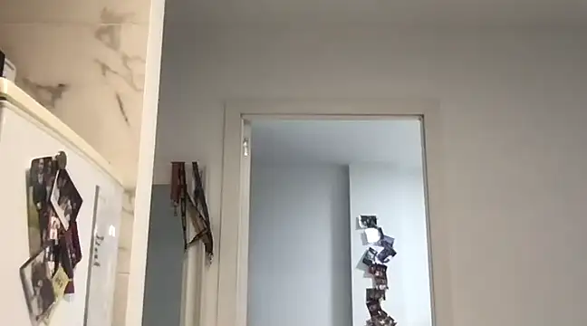 Snapshot of ScarlettMadii chatting on December 10, 6:33 am ScarlettMadii online show from December 10, 6:33 am