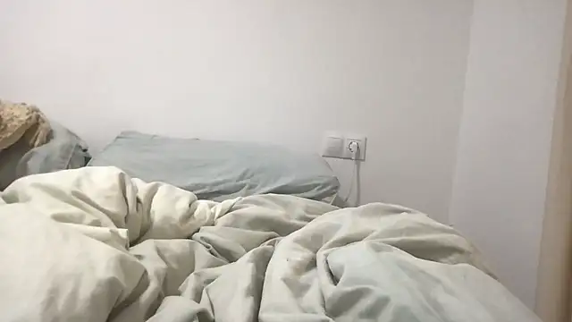 Snapshot of ScarlettMadii chatting on December 25, 10:39 am ScarlettMadii online show from December 25, 10:39 am