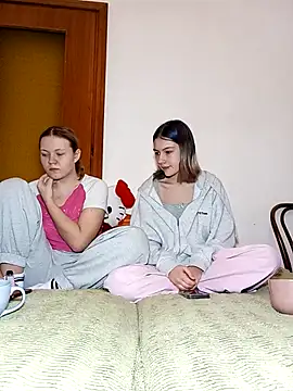 ella grays online show from January 17, 5:38 pm