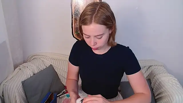 Snapshot of sofiaa_here chatting on June 12, 12:09 am sofiaa here online show from June 12, 12:09 am
