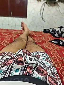 faaseel online show from April 6, 4:30 pm