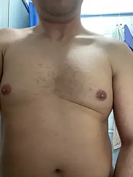 Snapshot of Tratto_bianco002 chatting on January 9, 3:12 pm Tratto bianco002 online show from January 9, 3:12 pm