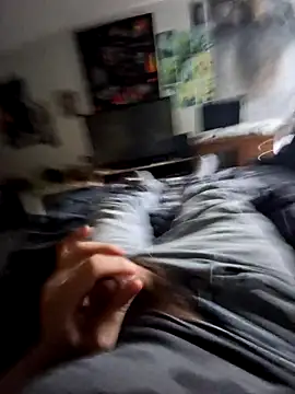 Snapshot of stev3w chatting on October 21, 3:13 pm stev3w online show from October 21, 3:13 pm