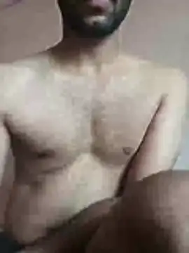Snapshot of Vignesh3246 chatting on February 27, 5:18 am Vignesh3246 online show from February 27, 5:18 am