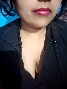 Love-Veronica online show from April 23, 6:10 pm