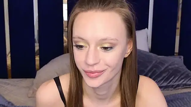 Snapshot of RebeccaMartons chatting on January 28, 3:25 am RebeccaMartons online show from January 28, 3:25 am