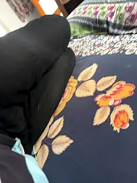 Snapshot of Indiangujjucpl chatting on October 12, 4:11 am Indiangujjucpl online show from October 12, 4:11 am