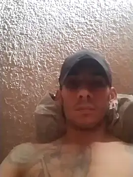 Snapshot of daarliingg chatting on June 11, 11:03 pm daarliingg online show from June 11, 11:03 pm