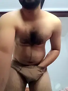 Snapshot of smartboy010101 chatting on December 22, 9:22 am smartboy010101 online show from December 22, 9:22 am