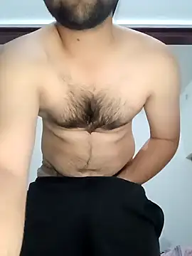 Snapshot of smartboy010101 chatting on December 22, 1:00 pm smartboy010101 online show from December 22, 1:00 pm