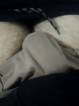 Snapshot of smartboy010101 chatting on January 16, 1:58 pm smartboy010101 online show from January 16, 1:58 pm