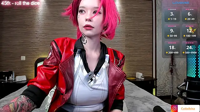 Snapshot of Lust_One_ chatting on January 7, 6:03 pm Lust One  online show from January 7, 6:03 pm