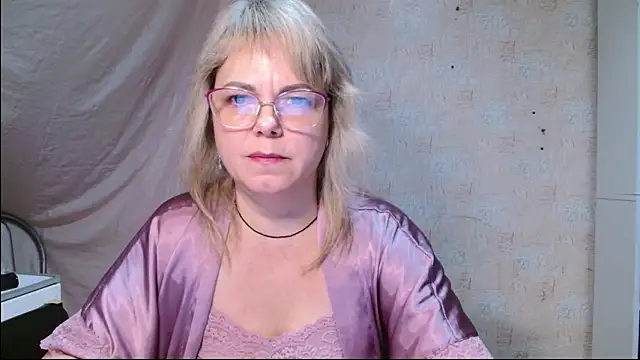 sweetsunset11 online show from February 3, 12:09 am