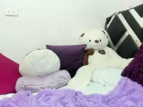 Snapshot of macarenaawills chatting on January 24, 8:54 pm macarenaawills online show from January 24, 8:54 pm