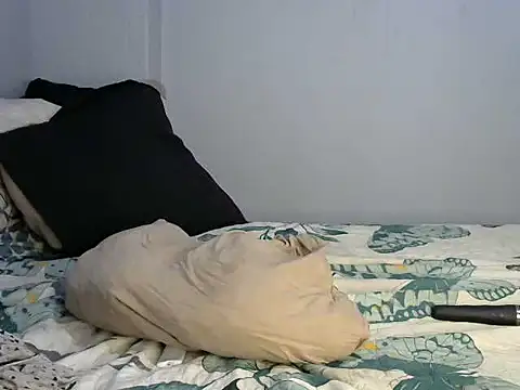 Snapshot of Fatnastyass44 chatting on May 4, 6:42 am Fatnastyass44 online show from May 4, 6:42 am