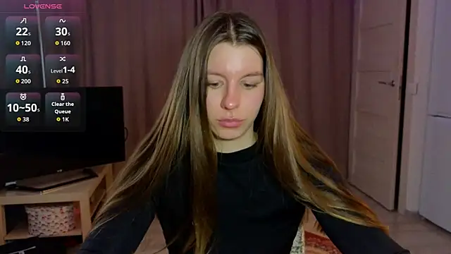 juicy mystery online show from April 17, 1:36 pm