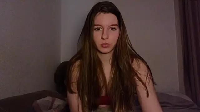 Snapshot of juicy_mystery chatting on May 6, 11:37 am juicy mystery online show from May 6, 11:37 am