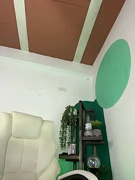 LollaByer online show from April 16, 9:04 pm