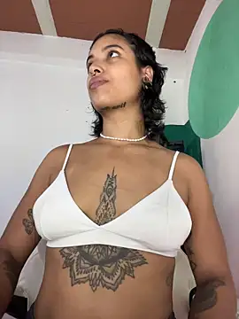 LollaByer online show from April 17, 9:07 pm